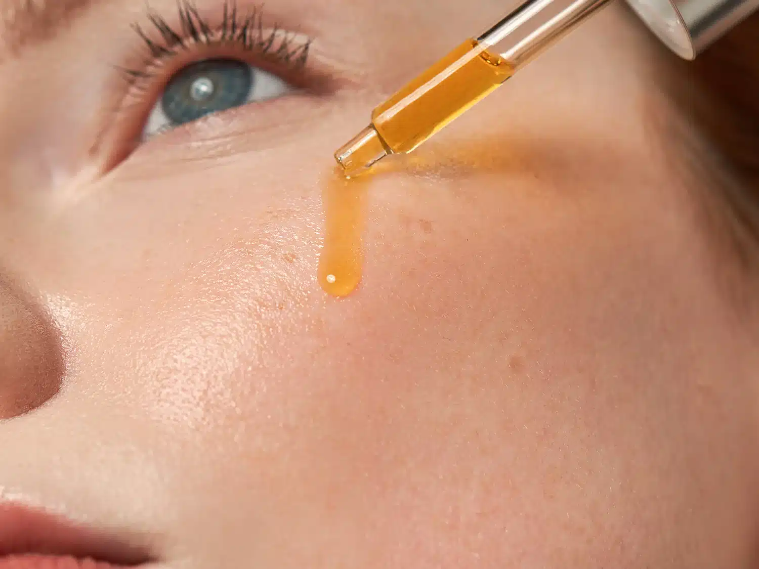 AGELESS+ Retinol - Pure Liquid Retinol 0.1%